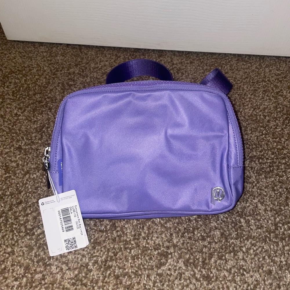 Everywhere Belt Bag 2L Dark Lavender